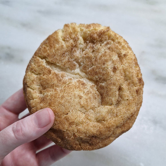 Chewy Snickerdoodle Cookies, 8 Count